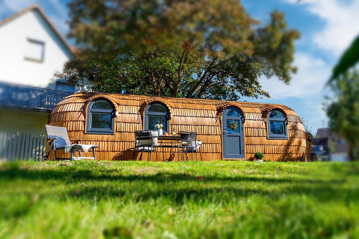 Auszeitgarten - Urlaub Im Tinyhaus Im Herzen Von Oberschwaben Aulendorf Exterior photo